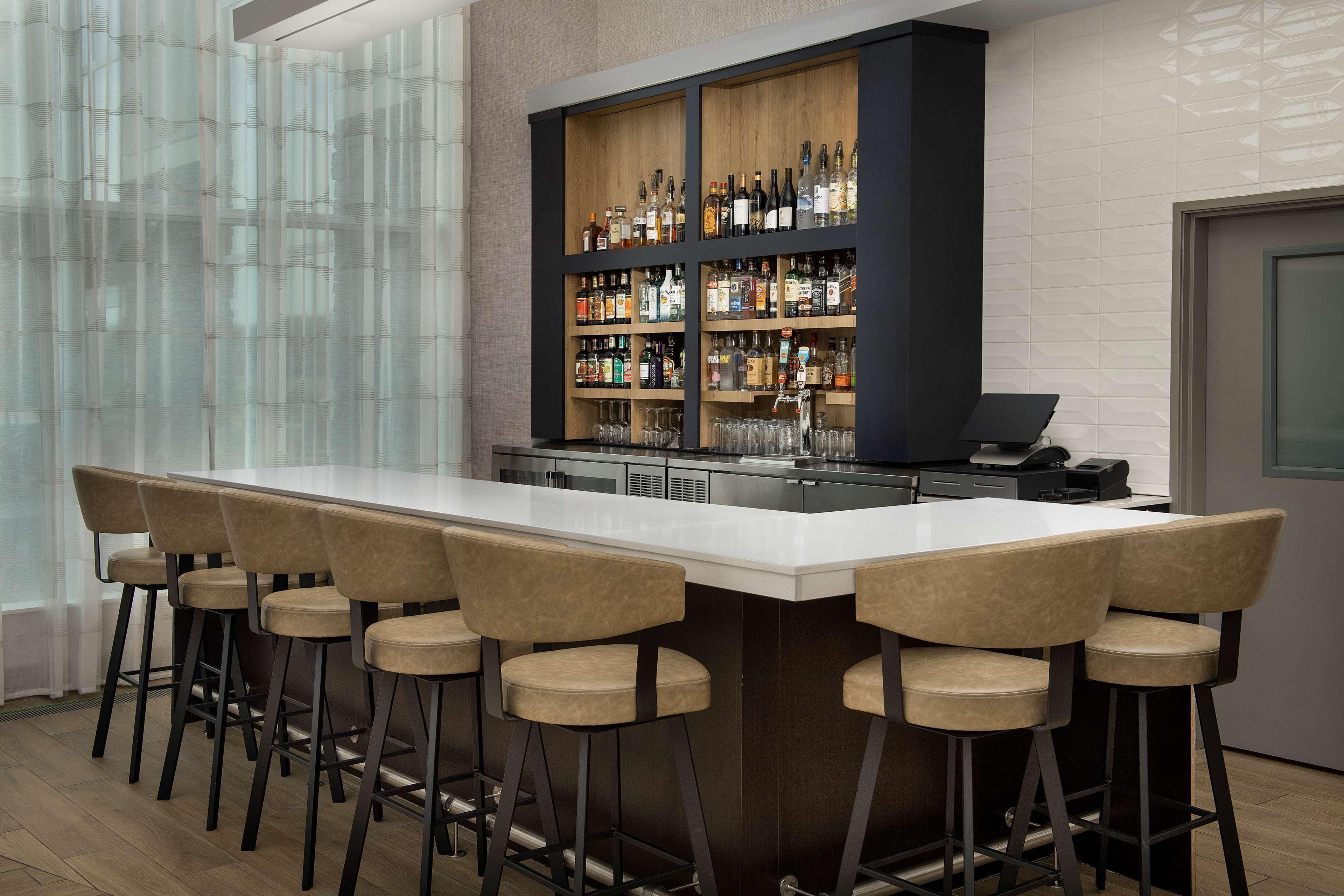 Hampton Inn Warroad, Mn Bagian luar foto