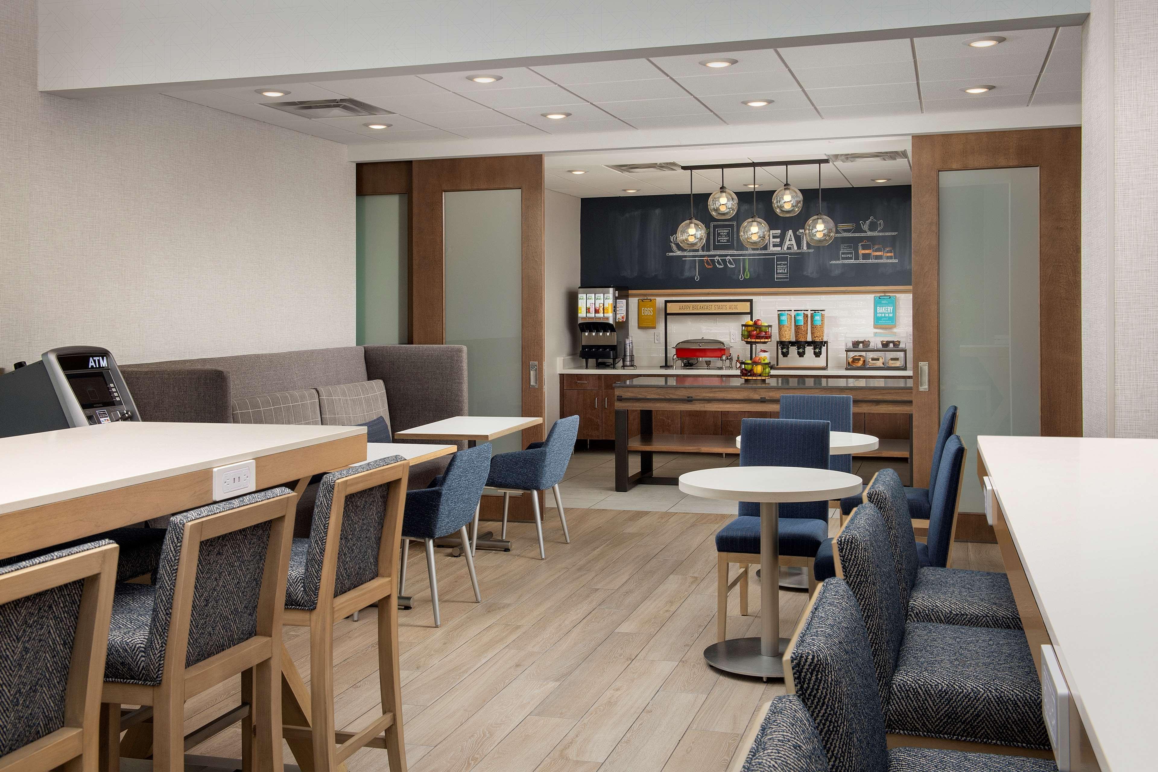 Hampton Inn Warroad, Mn Bagian luar foto