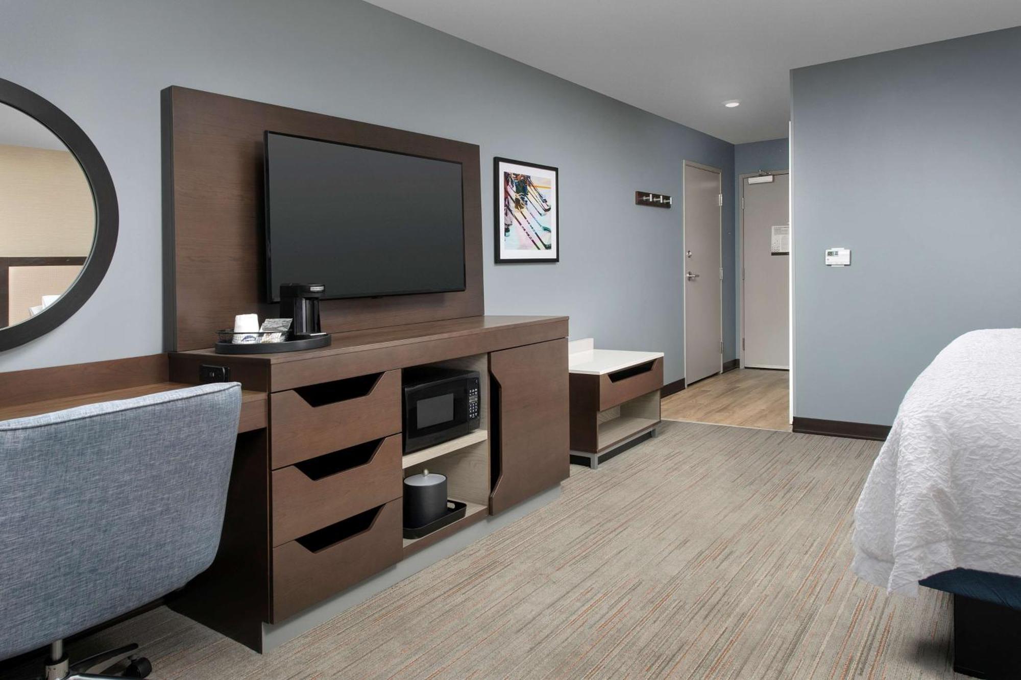 Hampton Inn Warroad, Mn Bagian luar foto